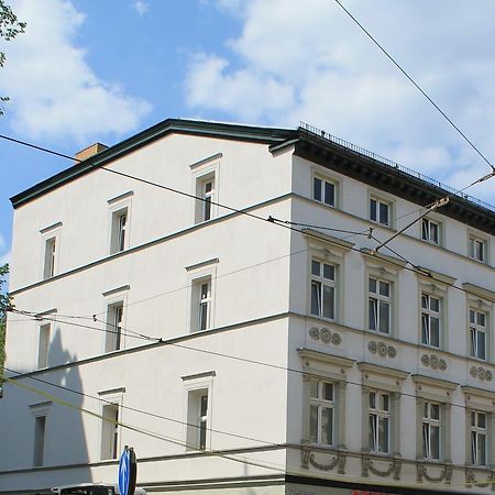 Bett-Point Am Rathaus Guest House Potsdam Exterior foto