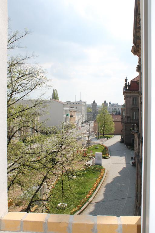 Bett-Point Am Rathaus Guest House Potsdam Exterior foto