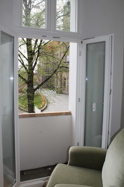 Bett-Point Am Rathaus Guest House Potsdam Exterior foto